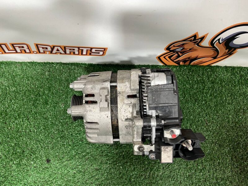 LR180536 Generator 3.0 D Range Rover Sport L461 (2023-) Used cost 1 100 € in stock 2 pcs.