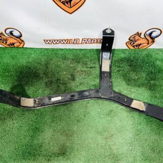 LR181219 Right fuel tank bracket Range Rover Sport L461 (2023-) Used cost  € in stock 2 pcs.