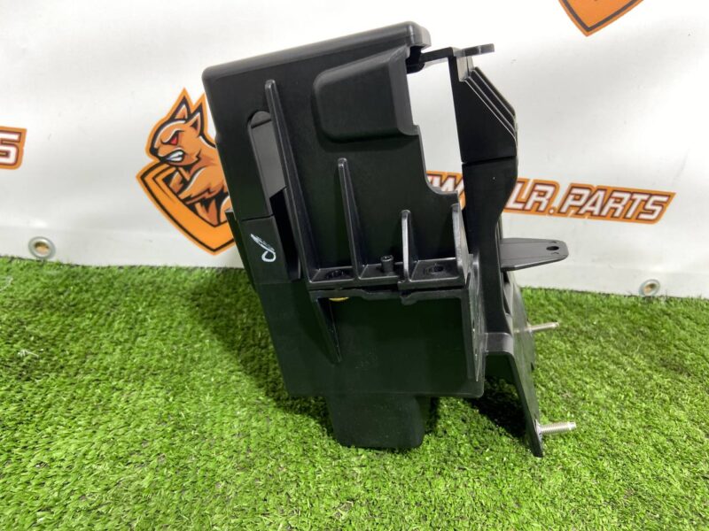 LR181263 Bracket of the spare wheel lower assembly Range Rover Sport L461 (2023-) Used cost  € in stock 1 pcs.