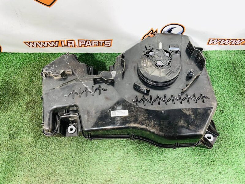 LR181488 Urea tank Adblue Range Rover Sport L461 (2023-) Used cost 680 € in stock 2 pcs.