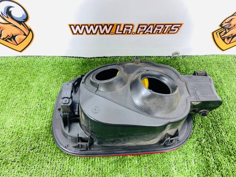 LR181505 Fuel tank filler neck cap assembly for Range Rover Sport L461 (2023-) used cost 80 € in stock 1 pcs.