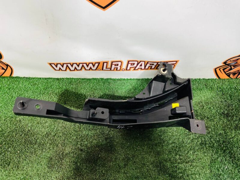 LR181669 Left Rear Bumper Bracket Range Rover Sport L461 (2023-) Used cost 50 € in stock 1 pcs.