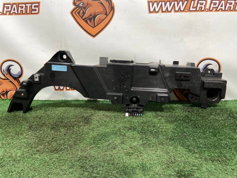 LR182510 Left support of the cargo compartment panels Range Rover Sport L461 (2023-) used cost 35 € in stock 1 pcs.
