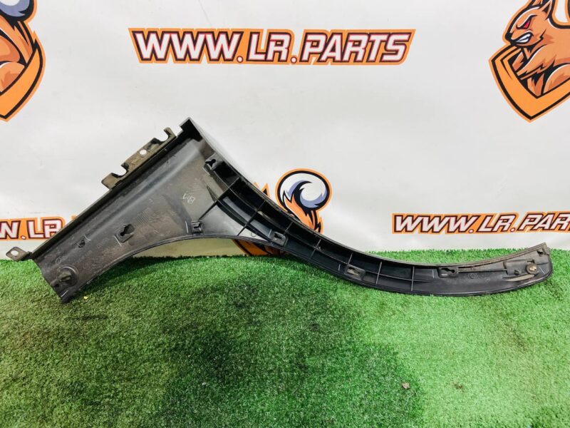 LR182598 Rear Wheel Arch Molding Left Range Rover Sport L461 (2023-) Used cost 120 € in stock 1 pcs.