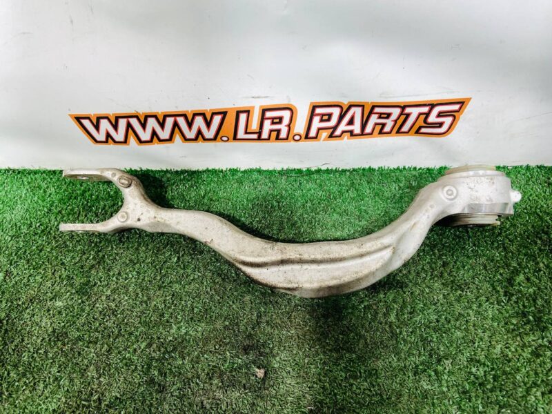 LR182708 Upper right rear lever Range Rover Sport L461 (2023-) Used cost  € in stock 2 pcs.