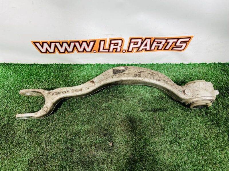 LR182708 Upper right rear lever Range Rover Sport L461 (2023-) Used cost  € in stock 2 pcs.