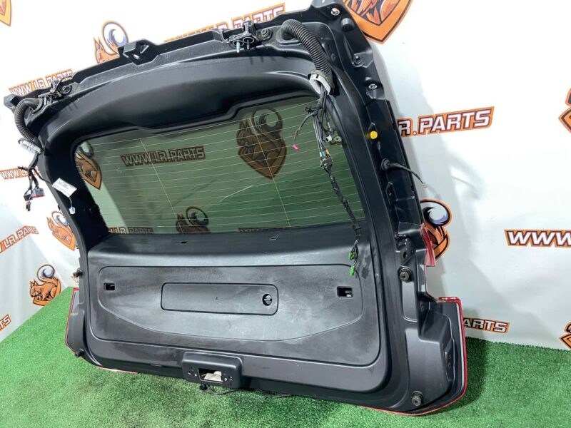 LR182995 Trunk lid Range Rover Sport L461 (2023-) Used cost 900 € in stock 1 pcs.