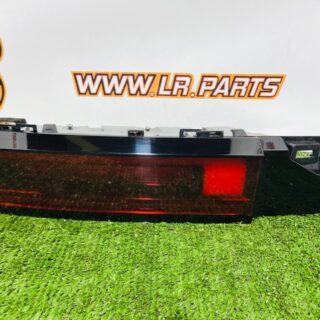 LR183056 Right rear tail light on the trunk lid for Range Rover Sport L461 (2023-) Used cost 300 € in stock 1 pcs.