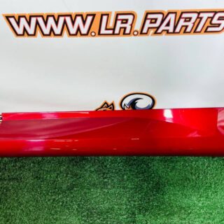 LR183547 Rear left door molding for Range Rover Sport L461 (2023-) Used cost 200 € in stock 1 pcs.
