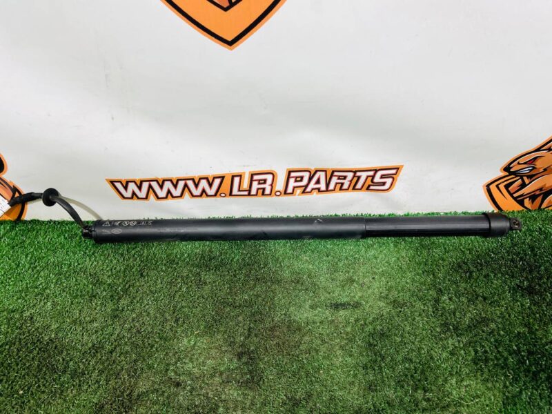 LR187236 Rear left strut Range Rover Sport L461 (2023-) Used cost 200 € in stock 1 pcs.