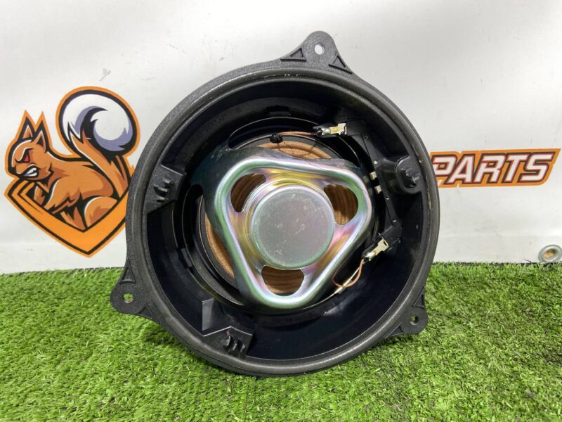 445123473 Door low-frequency speaker Range Rover Sport L461 (2023-) Used cost  € in stock 8 pcs.