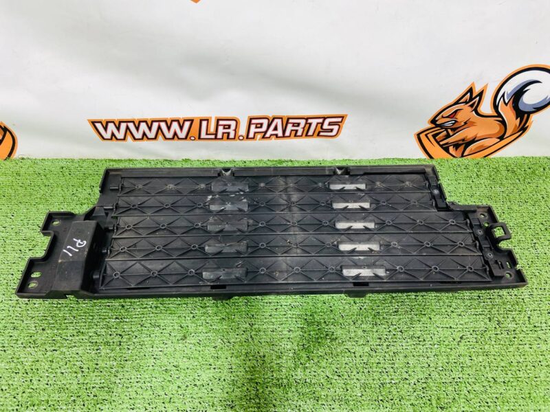 523123636 Ventilation Deflector Blinds for Range Rover Velar L560 (2018-) Used cost  € in stock 1 pcs.