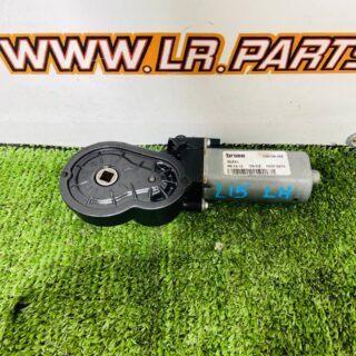 924117101 Front seat adjustment motor, left, Range Rover L405 (2013-2021) Used. cost  € in stock 1 pcs.