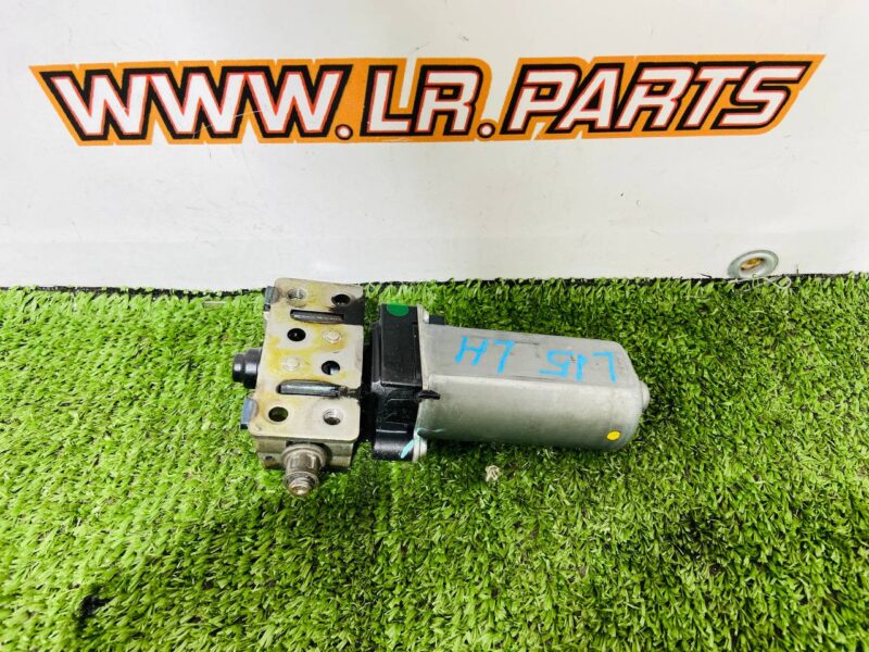 988582105 Front Left Seat Adjustment Motor for Range Rover L405 (2013-2021) Used cost  € in stock 1 pcs.