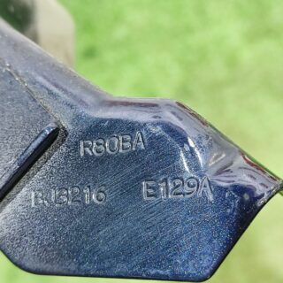 LR039126 Wing mounting bracket left RANGE ROVER EVOQUE L538 2011-2018 Used cost 7 € in stock 1 pcs.