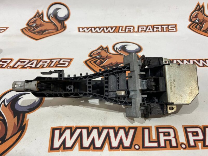 LR040667KIT Front left outer door handle, rear left/right door handle for Range Rover Evoque L538 (2012-2018) used cost 10 € in stock 3 pcs.
