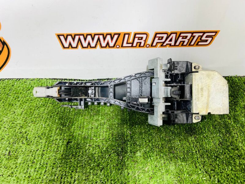 LR040667 Front Right Exterior Door Handle Assembly for Range Rover L405 (2013-2021) Used cost  € in stock 1 pcs.