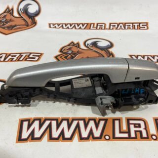 LR040667KIT Front left outer door handle, rear left/right door handle for Range Rover Evoque L538 (2012-2018) used cost 10 € in stock 3 pcs.