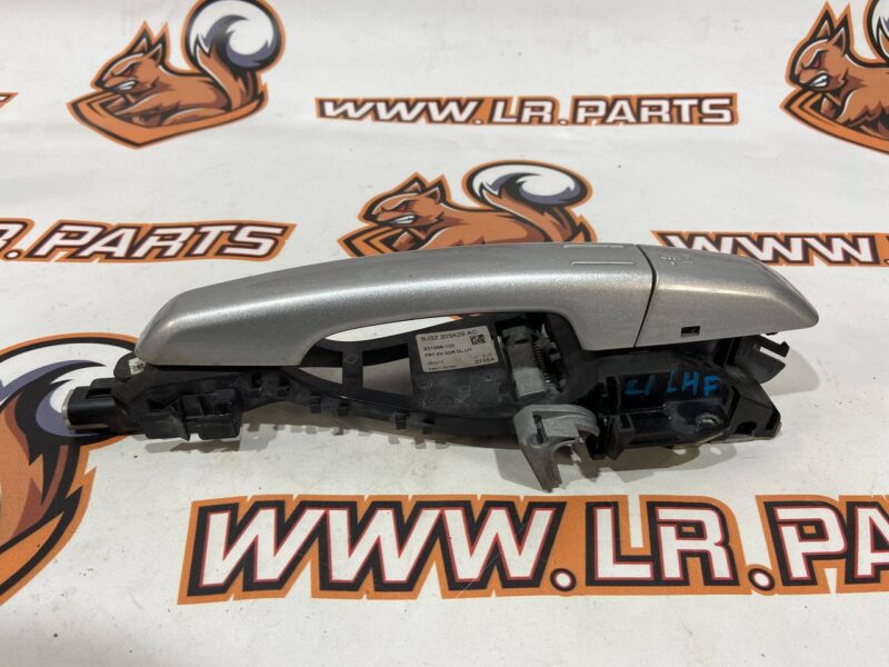 LR040667KIT Front left outer door handle, rear left/right door handle for Range Rover Evoque L538 (2012-2018) used cost 10 € in stock 3 pcs.