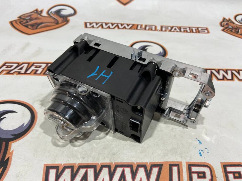 LR042086 Suspension control unit Range Rover L405 (2013-2021) used cost 200 € in stock 1 pcs.
