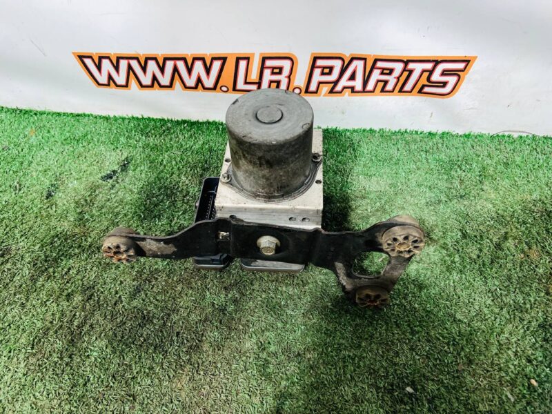 LR056059 ABS block RANGE ROVER L405 13- Used cost 400 € in stock 1 pcs.