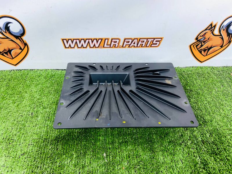 LR059979 Sound Amplifier 600W Range Rover Sport L320 (2005-2013) Used cost 220 € in stock 1 pcs.