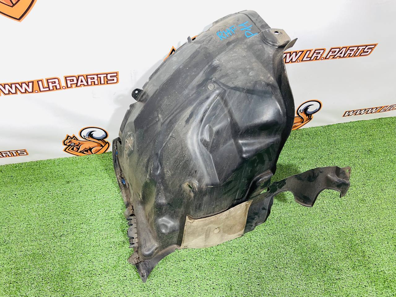 LR069695 Front right fender (front part) Range Rover Evoque L538 (2012-2018) Used cost 135 € in stock 1 pcs.