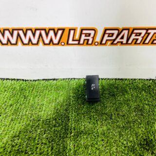 LR071263 Suspension Adjustment Button Driver's Door Range Rover L405 (2013-2021) Used cost  € in stock 1 pcs.
