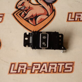 LR071264 Lock button for the right door central lock of Range Rover L405 (2013-2021) Used cost 15 € in stock 2 pcs.