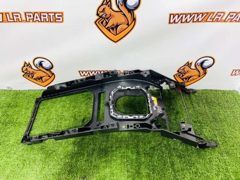 LR071510 Center console trim panel Range Rover Evoque L538 (2012-2018) Used cost 75 € in stock 1 pcs.