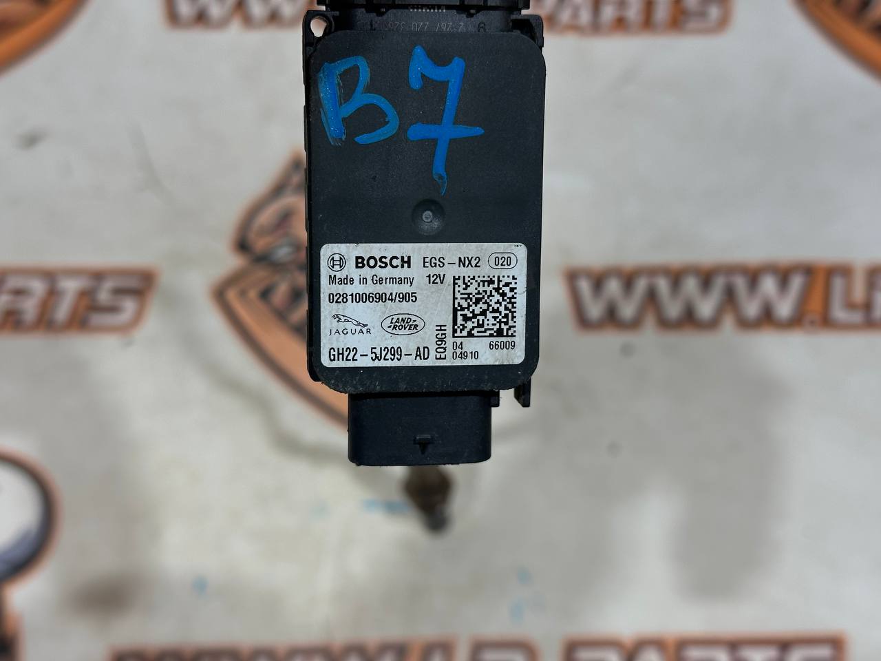 LR071822 NOX temperature sensor Land Rover Discovery Sport L550 (2015-) used cost 200 € in stock 1 pcs.