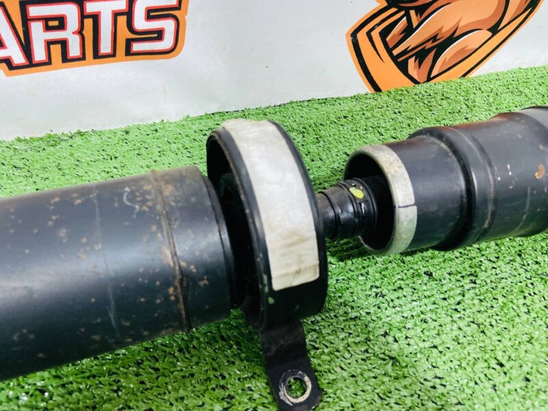 LR071965 Rear driveshaft Range Rover Evoque L538 (2012-2018) Used cost 320 € in stock 1 pcs.