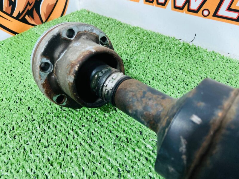 LR071965 Rear driveshaft Range Rover Evoque L538 (2012-2018) Used cost 320 € in stock 1 pcs.