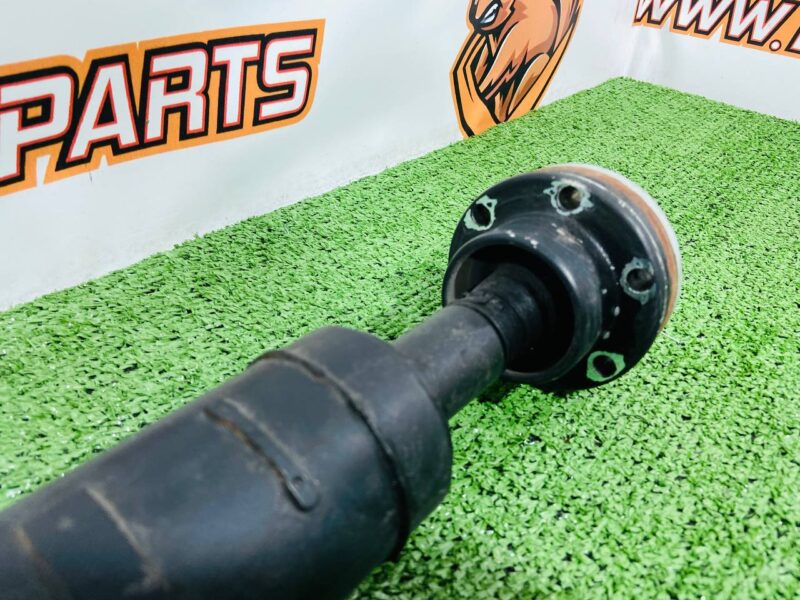 LR071965 Rear driveshaft Range Rover Evoque L538 (2012-2018) Used cost 320 € in stock 1 pcs.