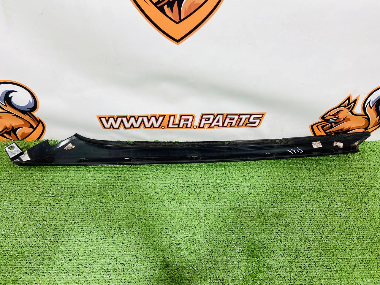LR077218 Windshield pillar trim left Range Rover Evoque L538 (2012-2018) Used - Image 12