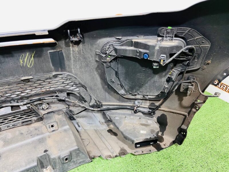 LR079539 Front bumper Range Rover Evoque L538 (2012-2018) used - Image 13