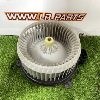 LR086147 Heater Blower Motor (Eng) Land Rover Discovery 5 L462 (2017-) Used cost 100 € in stock 2 pcs.