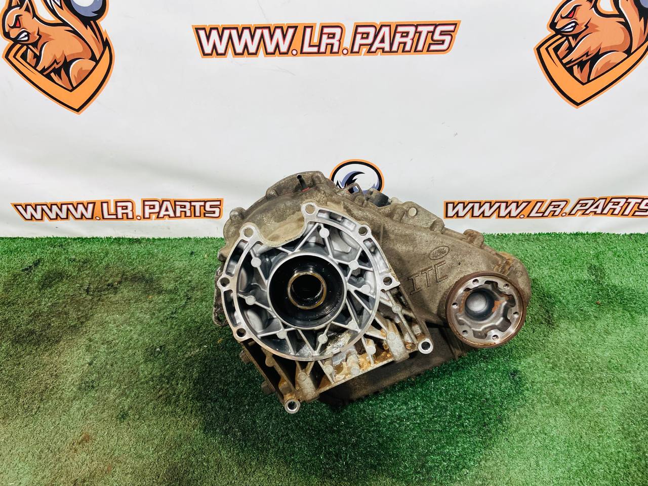 LR089531 Transfer case 3.0 V6 D Gen2 Twin Turbo, 5.0 SC GDI Range Rover Sport L494 (2014-2022) Used - Image 13