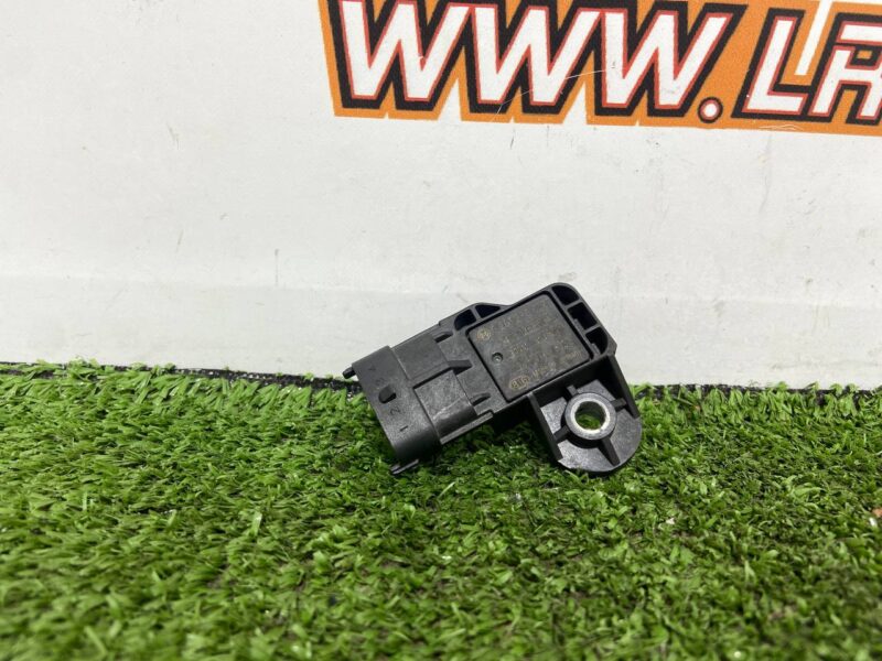 LR090375 Intake Air Temperature Sensor Ingenium 2.0D 3.0D Range Rover Evoque L538 (2012-2018) Used cost 23 € in stock 1 pcs.