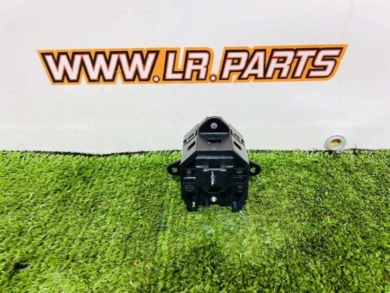 LR104951 Descent Switch Block Range Rover Evoque L538 (2012-2018) Used cost 40 € in stock 1 pcs.