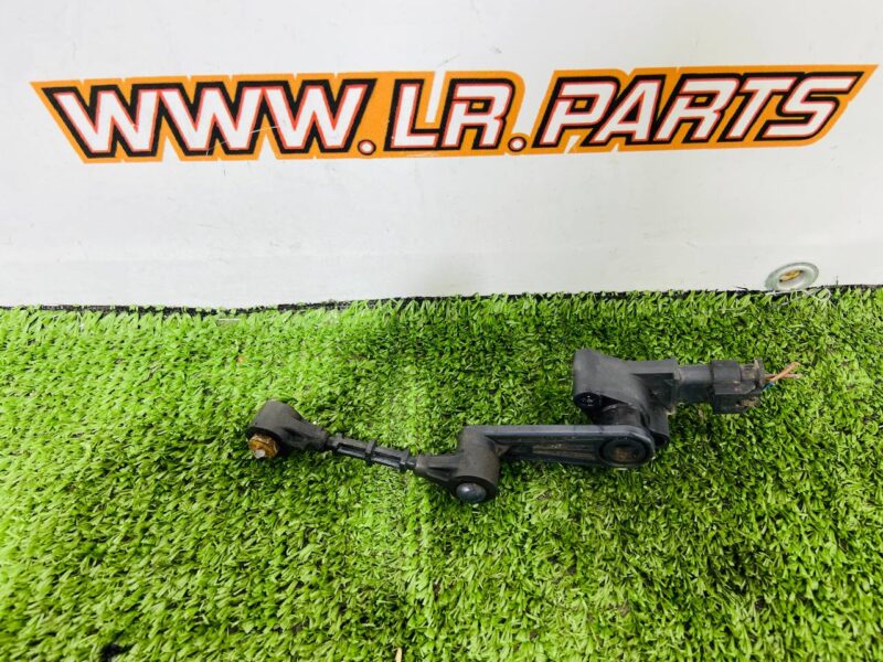 LR114546 Body position sensor front right Land Rover Discovery Sport L550 (2015-) Used cost 60 € in stock 1 pcs.