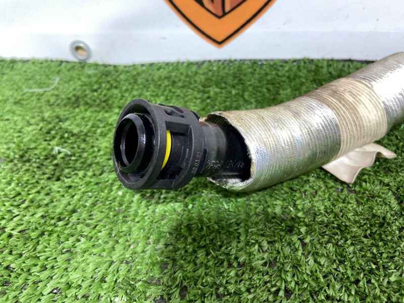 LR125255 Used Range Rover Sport L461 (2023-) Soap Dispenser Tube cost  € in stock 1 pcs.