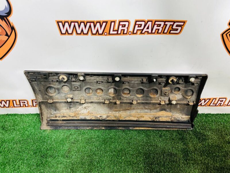 LR125983 Rear left door molding Range Rover L405 (2013-2021) Used - Image 32