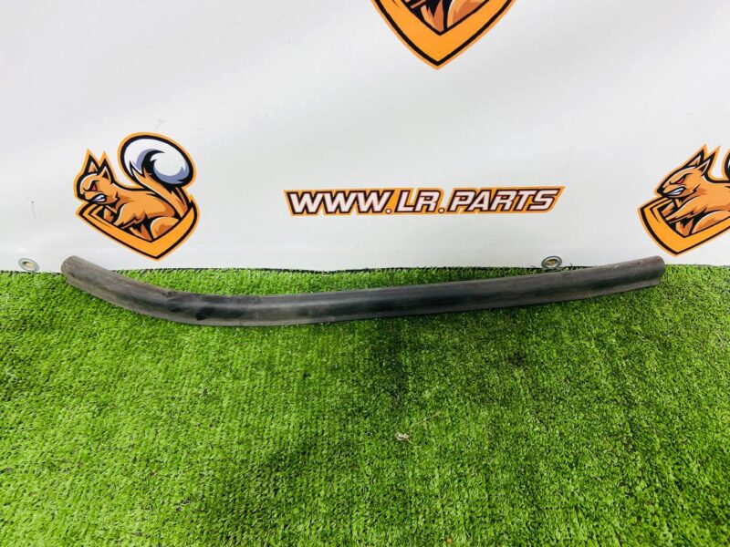 LR127275 Bonnet Seal Land Rover Discovery Sport L550 (2015-) Used cost  € in stock 2 pcs.