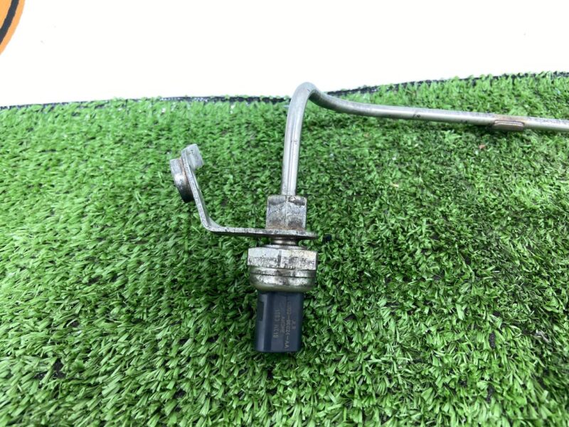LR139306 Exhaust Gas Pressure Sensor Range Rover Sport L461 (2023-) Used cost  € in stock 2 pcs.