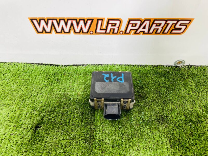 LR140939 Cruise control sensor front Range Rover Velar L560 (2018-) used cost 700 € in stock 1 pcs.