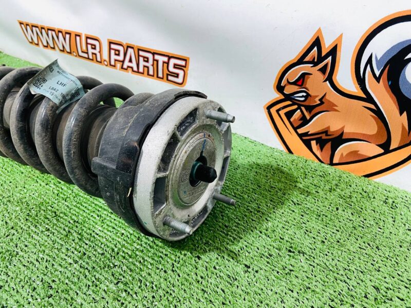 LR146326KIT Front left shock absorber with bracket for Range Rover Velar L560 (2018-) Used cost  € in stock 2 pcs.