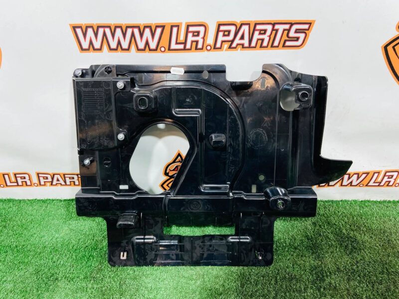 LR150458 Left Field Corner Bracket Range Rover Sport L461 (2023-) Used cost  € in stock 2 pcs.
