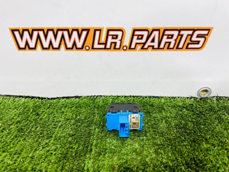 LR150945 Button block of the glove box Range Rover Sport L461 (2023-) Used cost  € in stock 1 pcs.