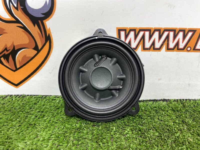 LR151890 Rear door speaker Range Rover Sport L461 (2023-) Used cost  € in stock 6 pcs.
